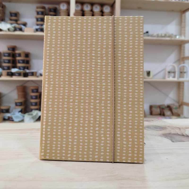 Libretas A5 (Pintadas y bordadas a mano) - Imagen 10
