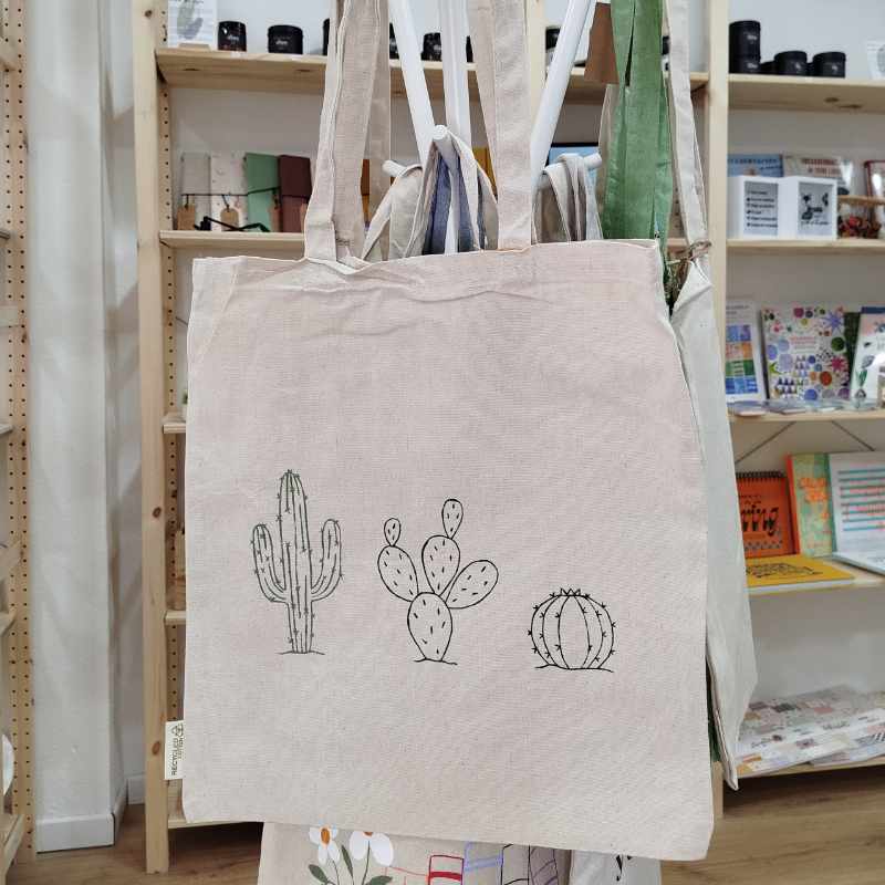 Tote bags pintadas a mano - Imagen 7