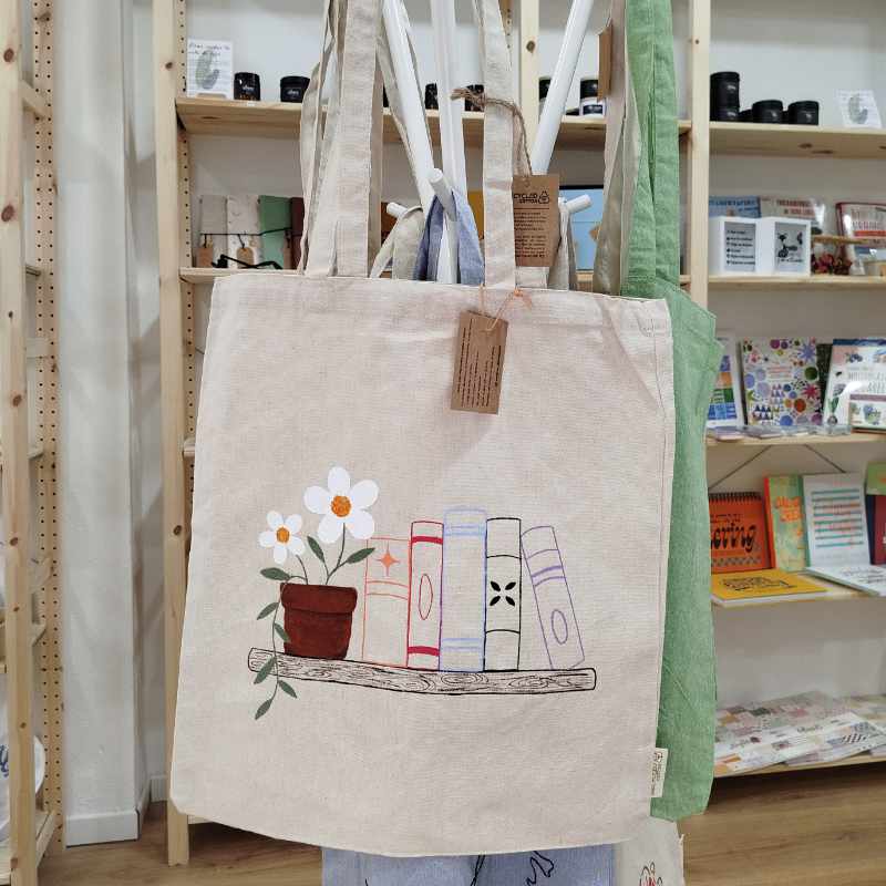 Tote bags pintadas a mano - Imagen 3